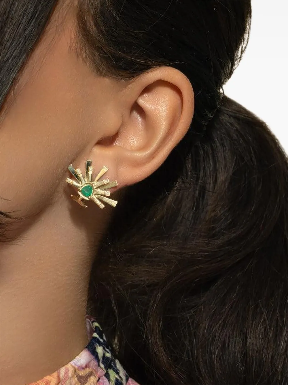 Carol Kauffmann 18kt Yellow Gold Sun Emerald Earrings In Gold