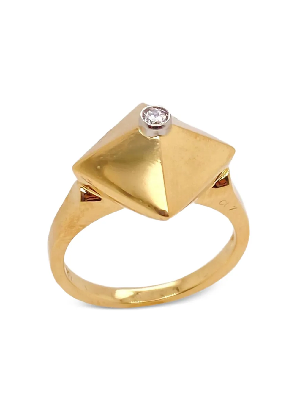 Brooks Brothers 18k Yellow Gold Mini Accent Piramide Diamond Ring In Gold