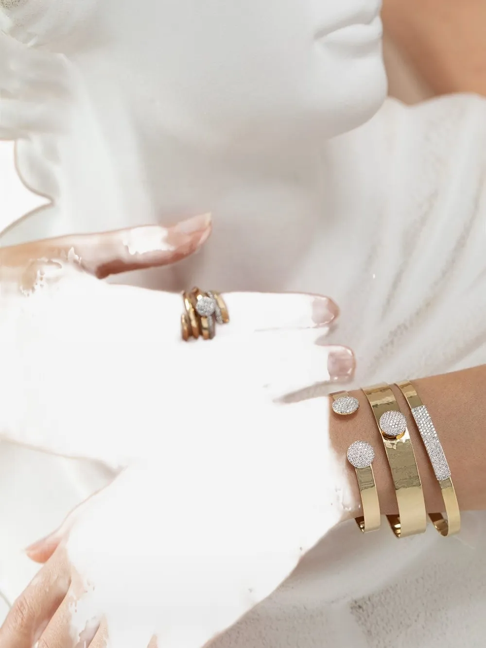 PHILLIPS HOUSE Anello Infinity Double Wrap Knife Edge in oro giallo 14 carati con diamanti