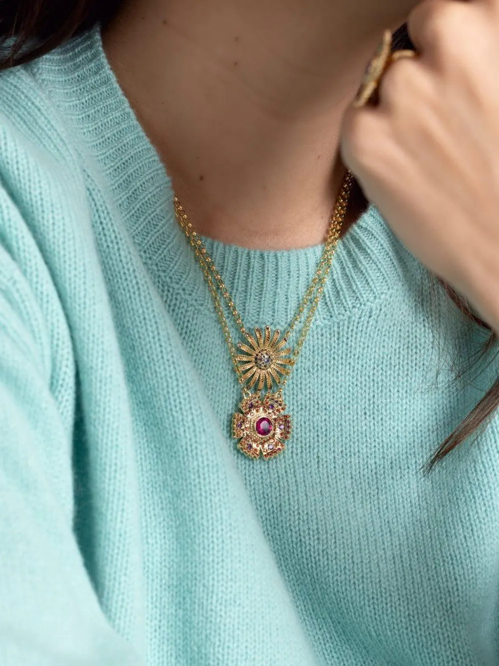 Harwell Godfrey 18k Yellow Gold Mini Sunflower Sapphire Necklace Charm In Brown