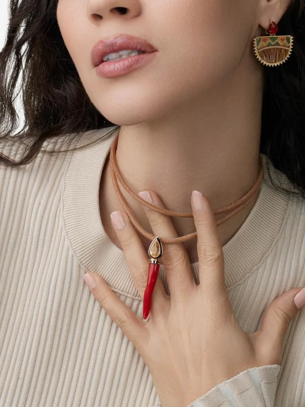 Dezso 18k Rose Gold Cornetto Sapphire Pendant In Gold