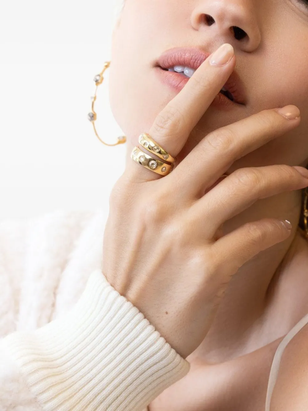 Nimo With Love 18k Yellow Gold Five Diamond Ring In Gold