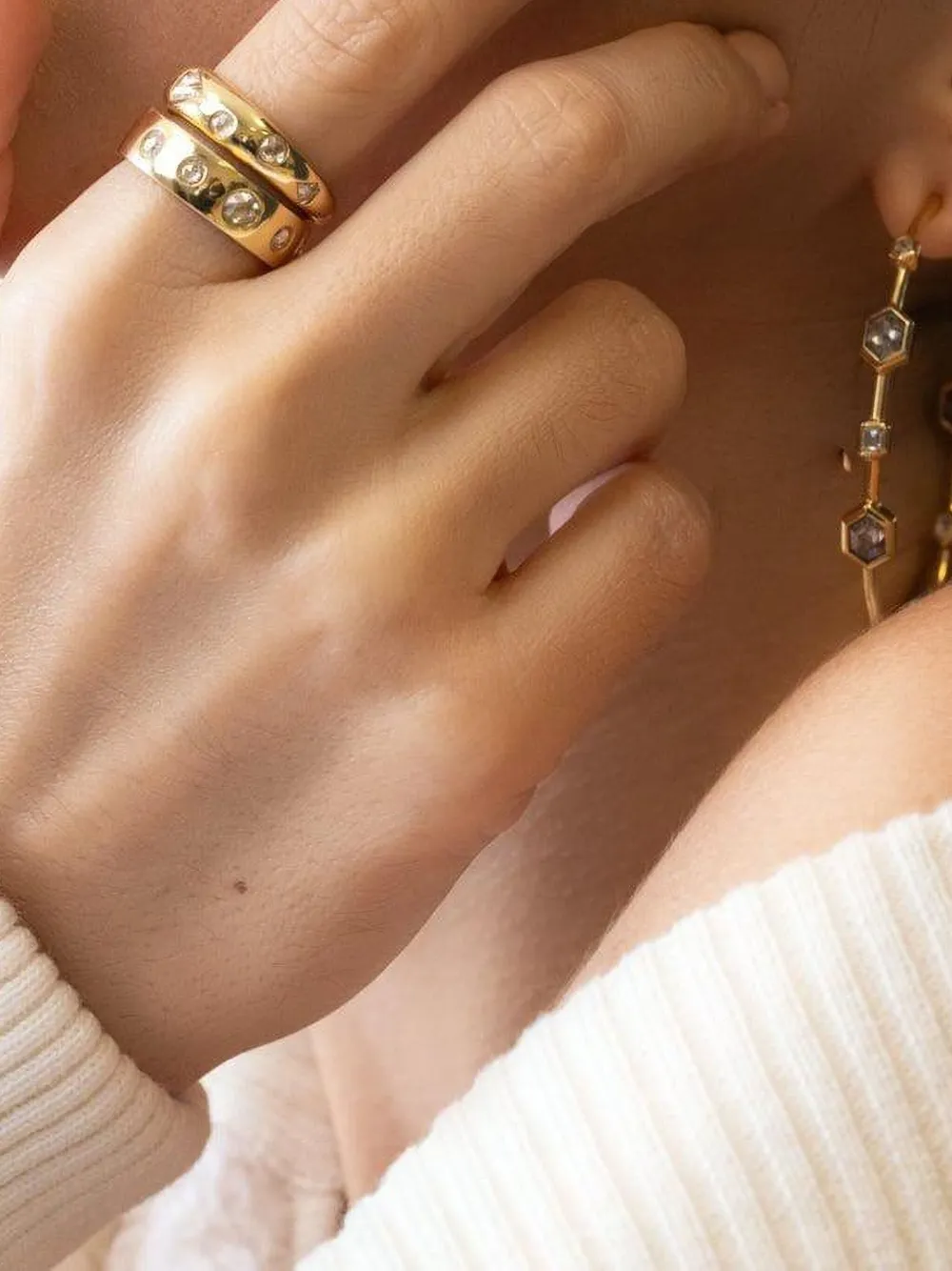 Nimo With Love 18k Yellow Gold Five Diamond Ring In Gold