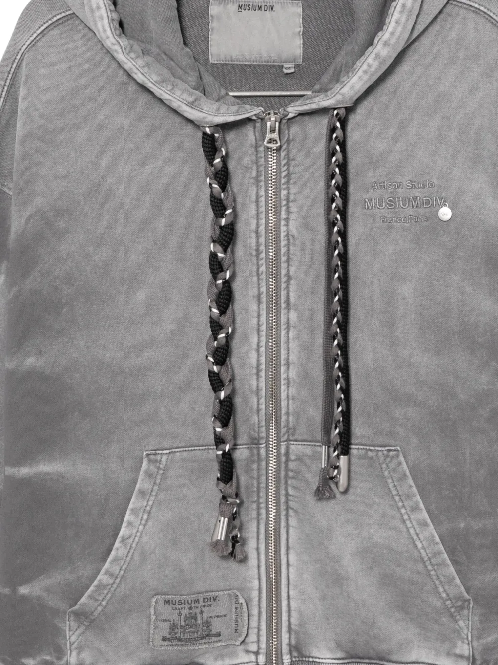 Musium Div. Hoodie met geborduurd logo Grijs