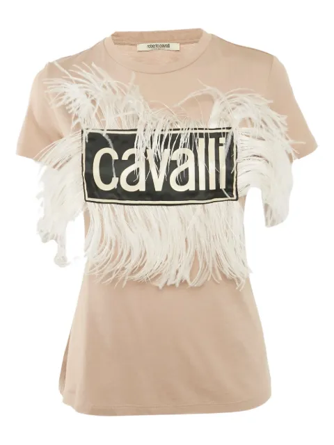 Roberto Cavalli playera con ribete de plumas y logo