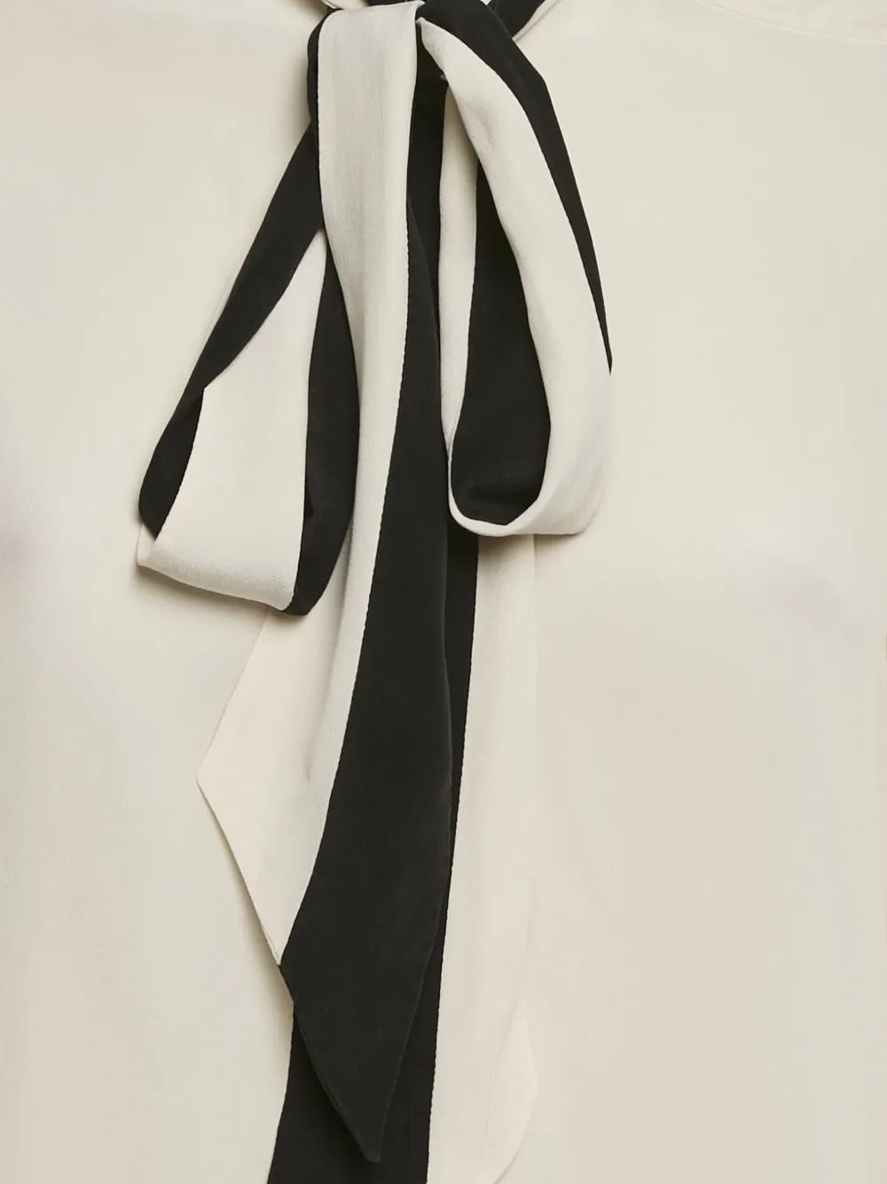 GIVENCHY Pre-owned Silk Chiffon Blouse In Neutral