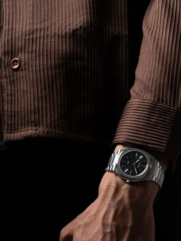 D1 Milano Ultra Thin 39mm 腕時計 | ブラック | FARFETCH JP