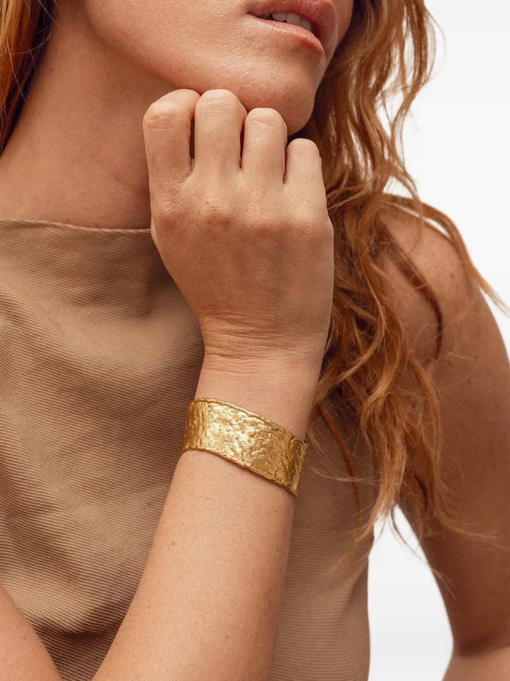 Sylvia Toledano Flow Hammered Cuff Bracelet In Gold