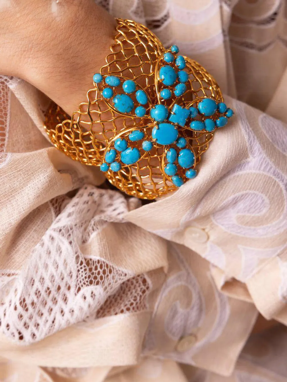 Bounkit Jewelry Armband met mesh bloem - Goud