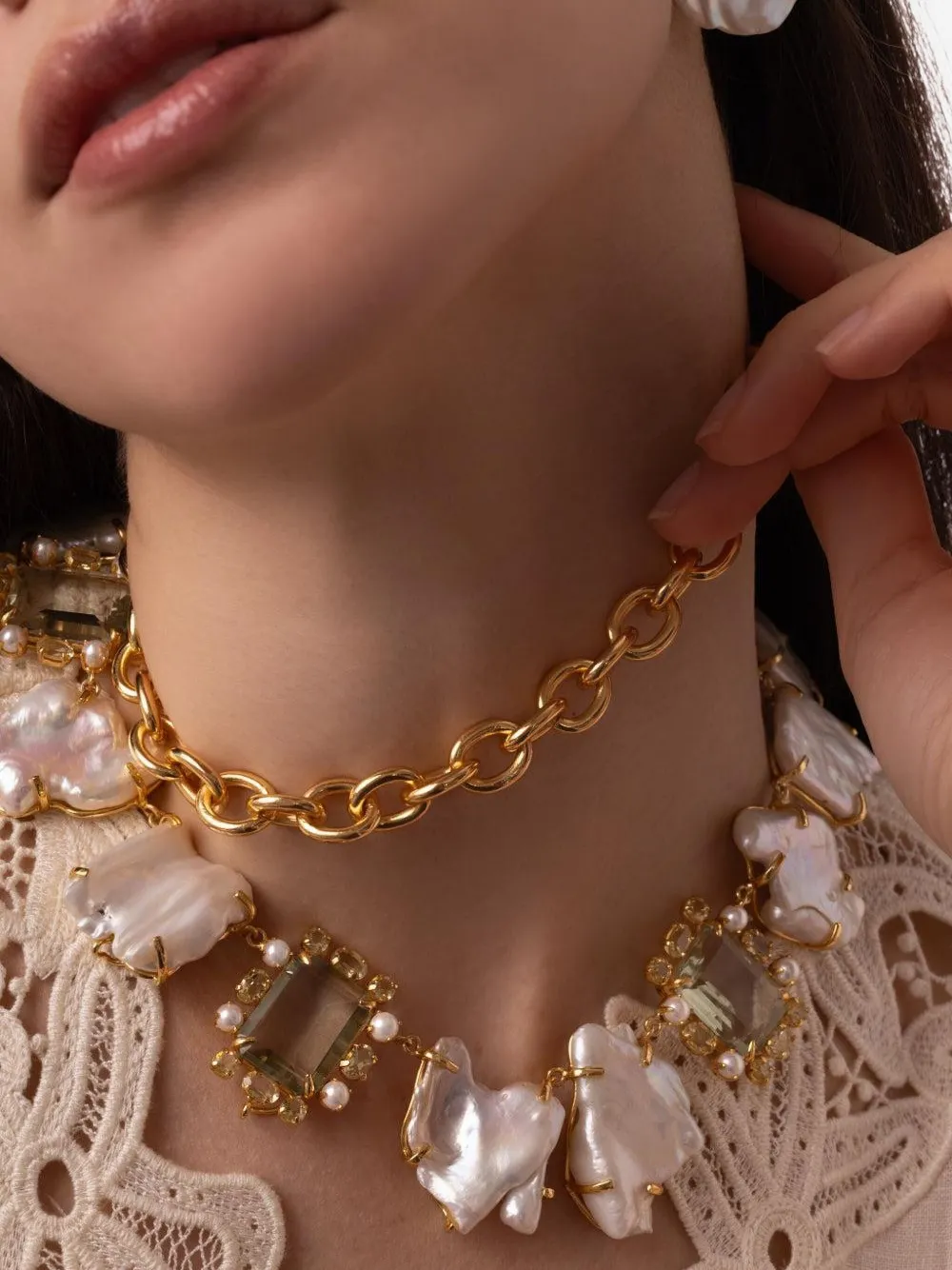 Bounkit Jewelry Jana schakelhalsketting met barok parel - Goud