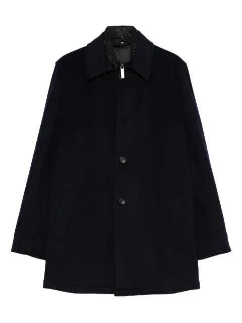 Sand layered coat