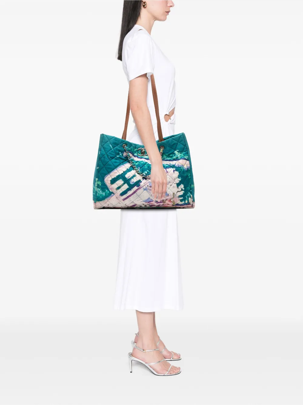CHANEL Pre-Owned 2010-2011 CC Quilted Nylon Graffiti Watercolour Shopping Tote satchel | Pre-Owned | Image 2
