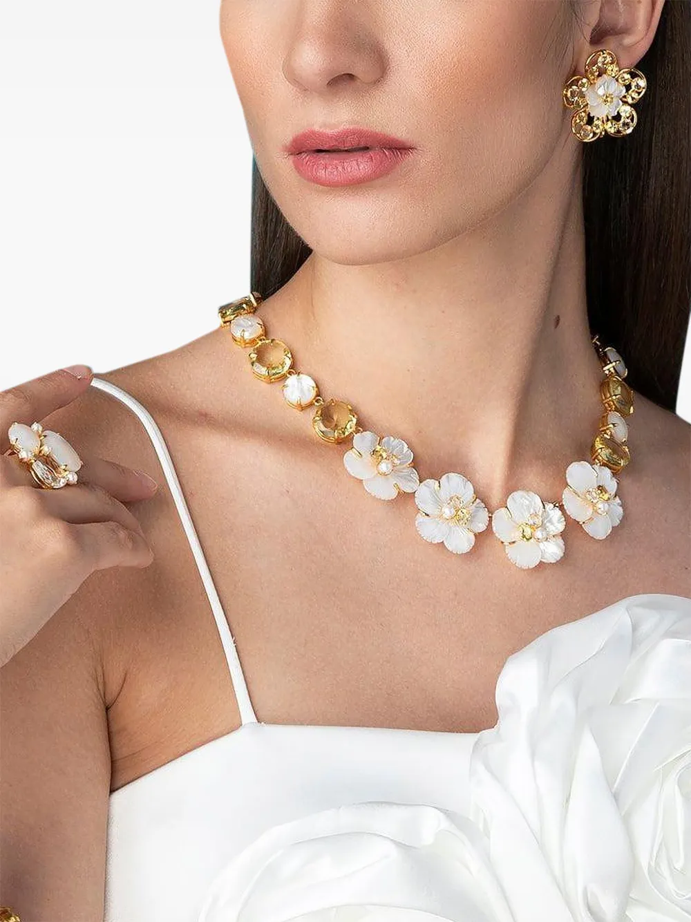 Bounkit Jewelry Oorbellen met bloemen - Goud