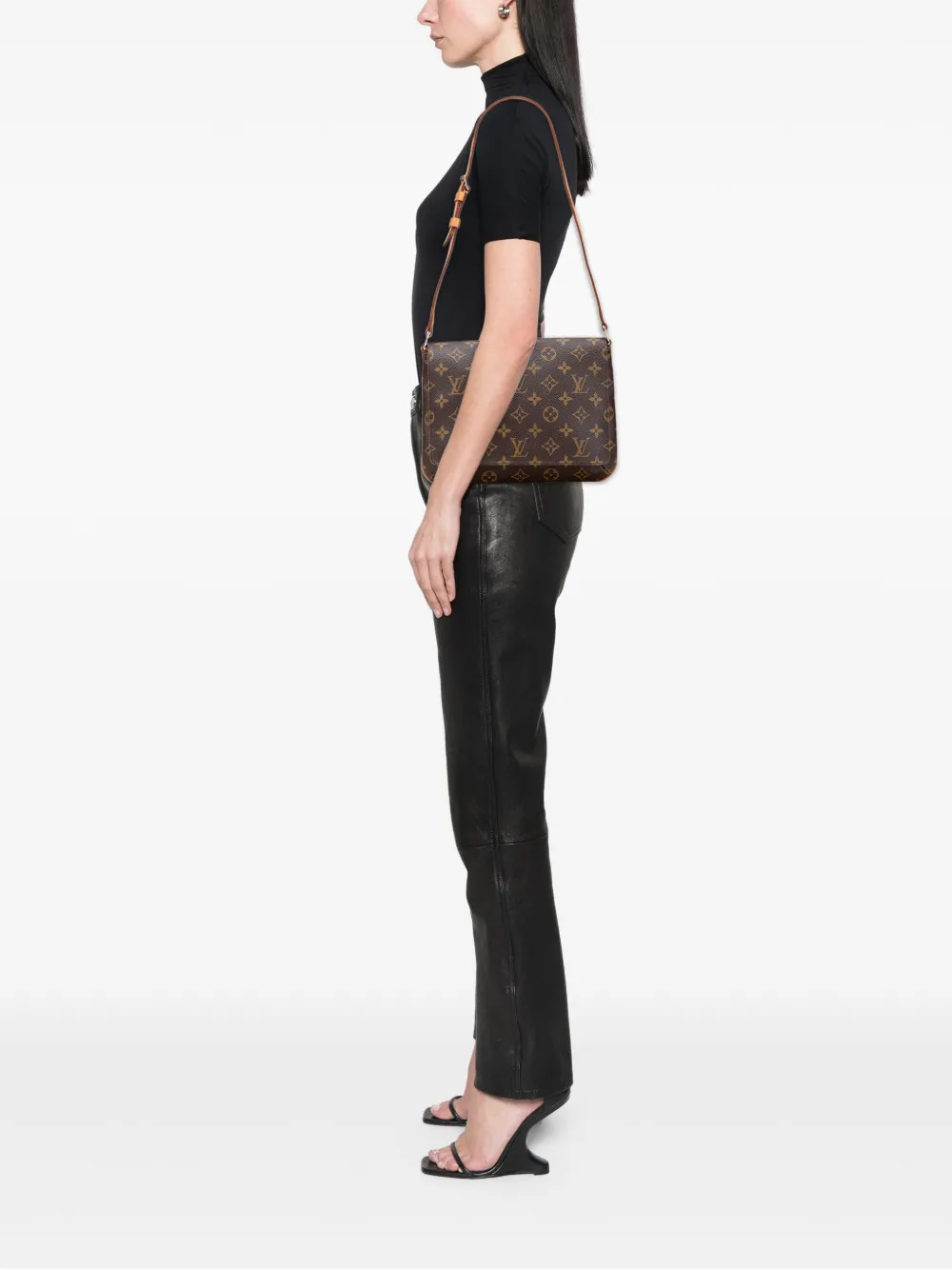 Pre-owned Louis Vuitton 1999 Monogram Musette Tango Long Strap Crossbody Bag In Brown