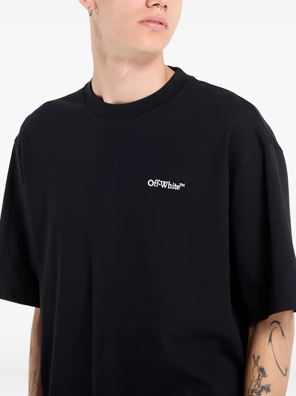 Off-White グラフィック Tシャツ | ブラック | FARFETCH JP