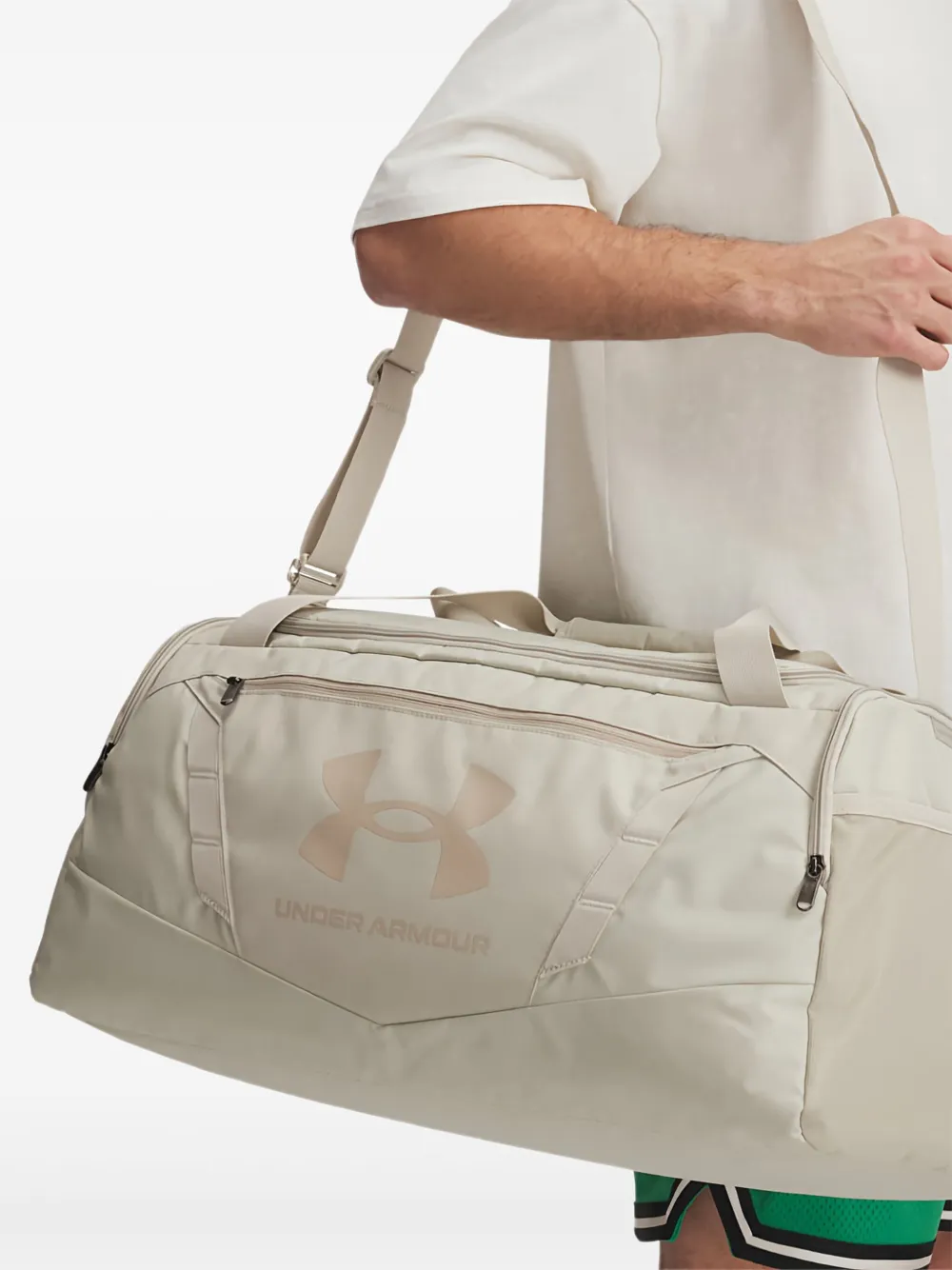 Under Armour Duffeltas met logo-reliëf en schouderband Beige