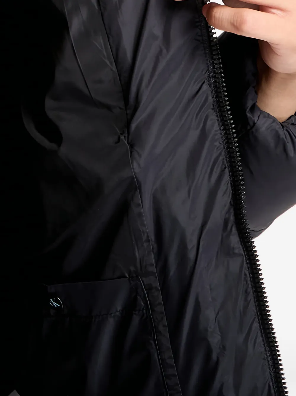 Calvin Klein Donsjack met colourblocking en capuchon Zwart