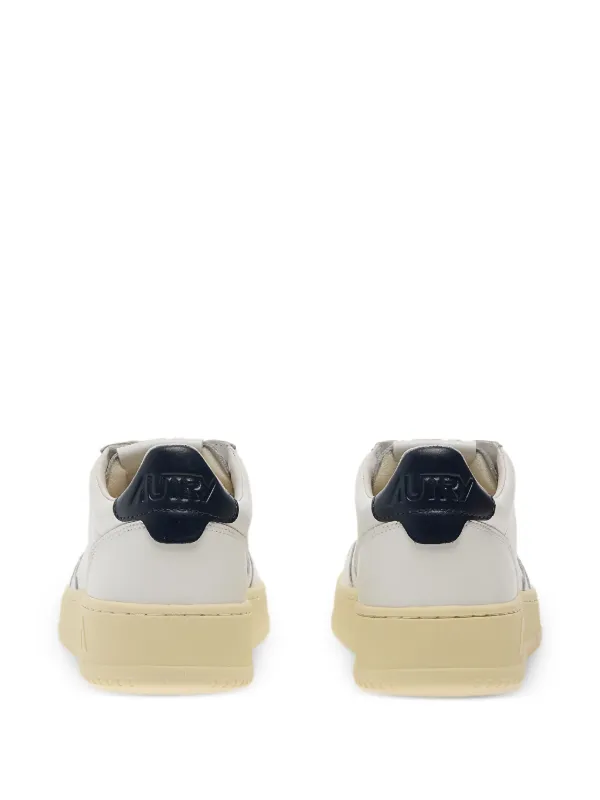 Autry Medalist レザースニーカー | ホワイト | FARFETCH JP