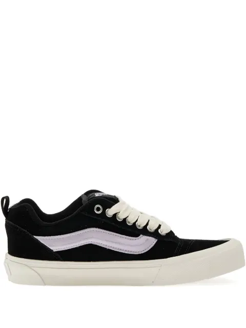 Vans tenis con paneles de gamuza