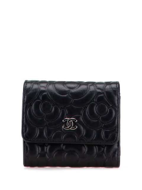 CHANEL Pre-Owned 2019 CC Embossed Goatskin Camellia Trifold Compact Wallet small wallets