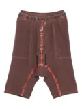 69 BY ISAAC SELLAM elasticated-waistband drop-crotch shorts - Red