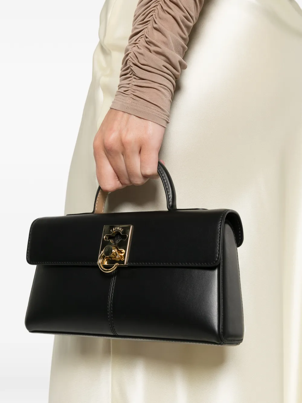 Cafuné Stance Wallet Mini Crossbody Bag In Black