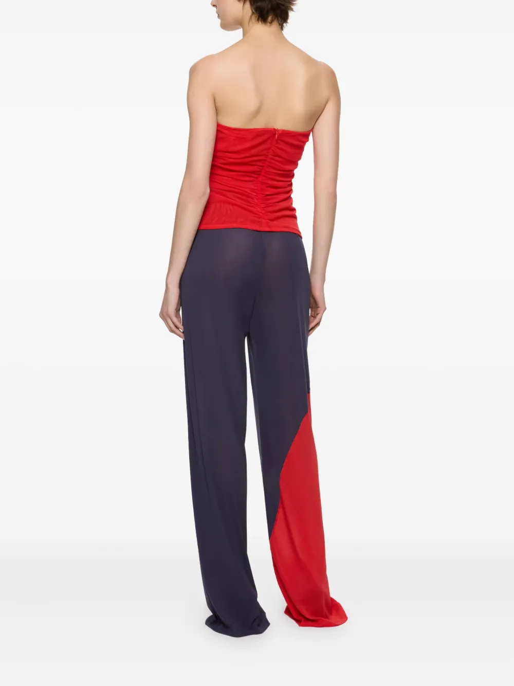 荷叶边露肩上衣