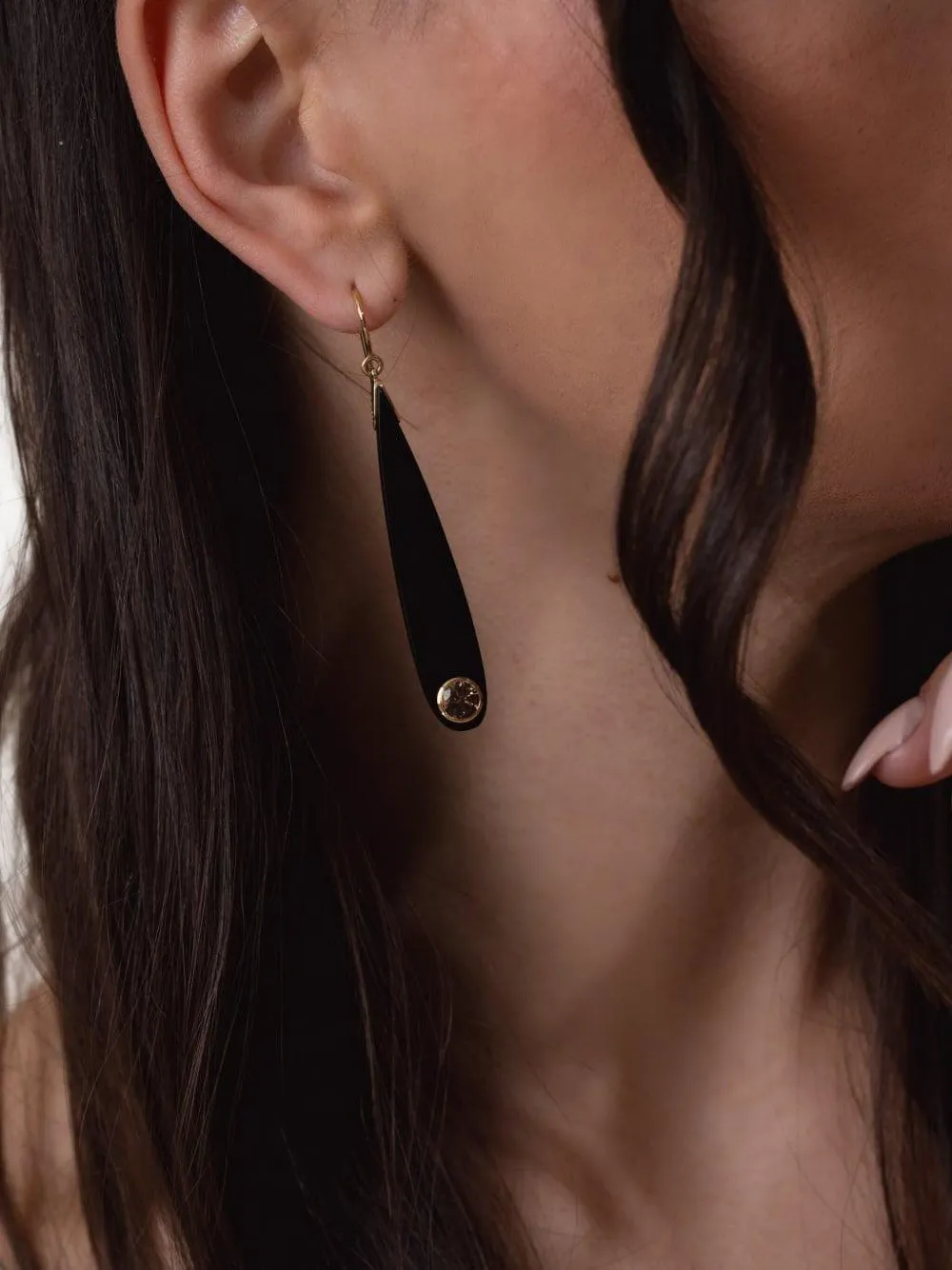 Mark Davis Orecchini in oro giallo 18 carati con bachelite