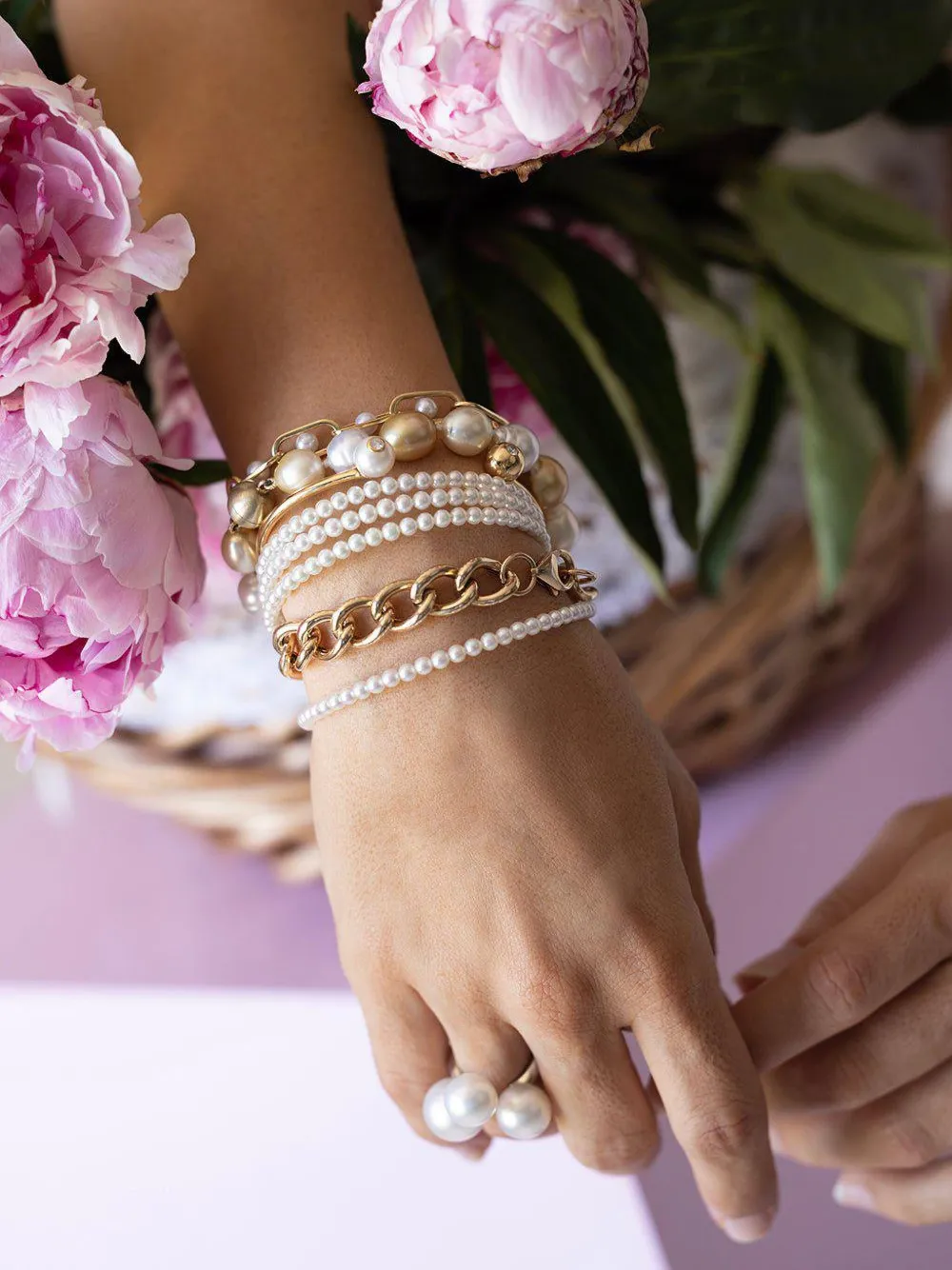 Baggins 14k Yellow Gold Baby Ayoka Pearl Bracelet In White