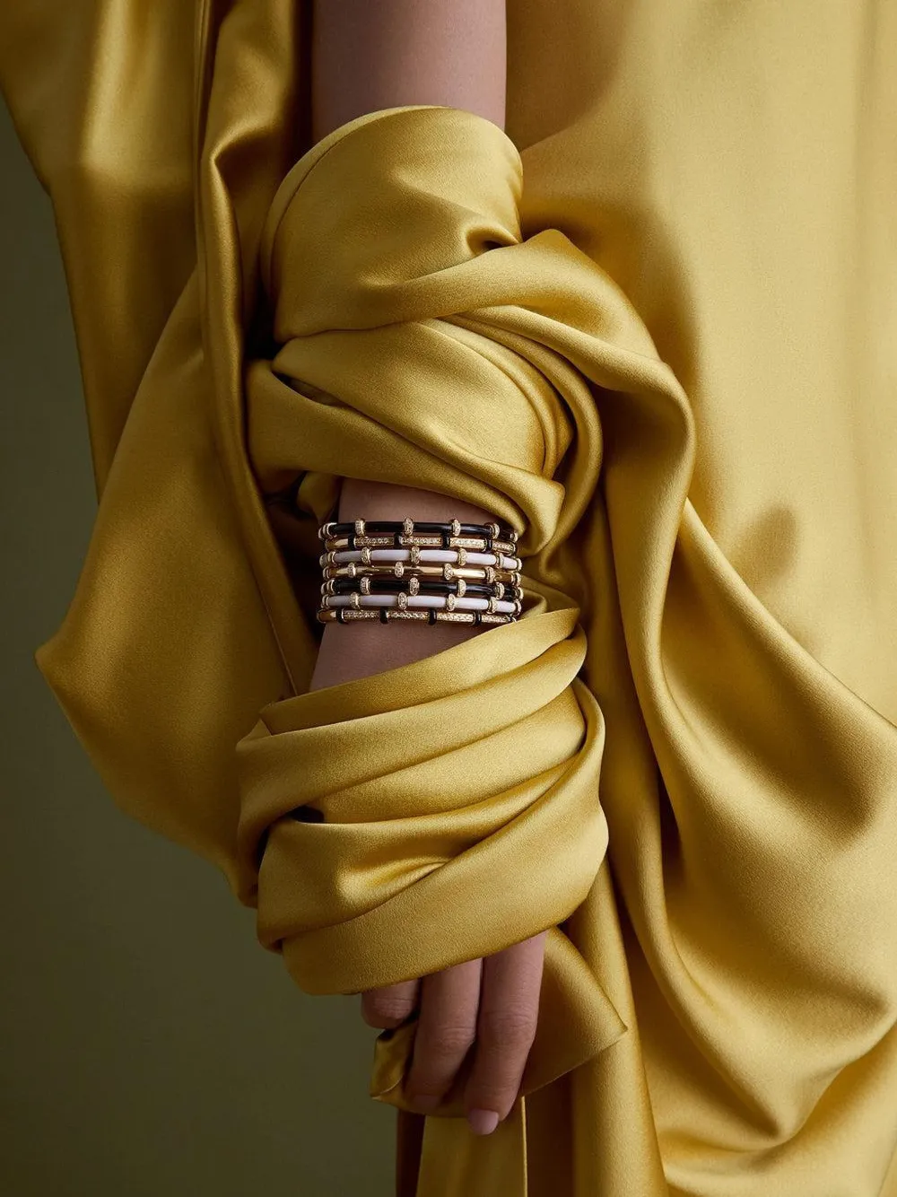  Sidney Garber 18k Yellow Gold Carly Diamond Bracelet 