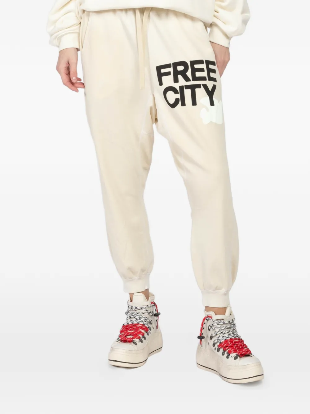 FreeCity logo-print track pants - Toni neutri