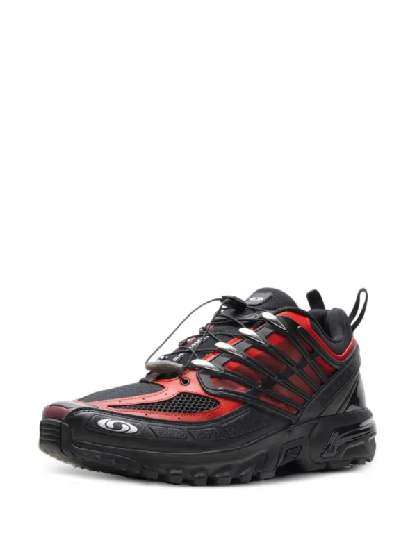 Salomon ACS Pro “Black Flame/Scarlet” スニーカー | ブラック