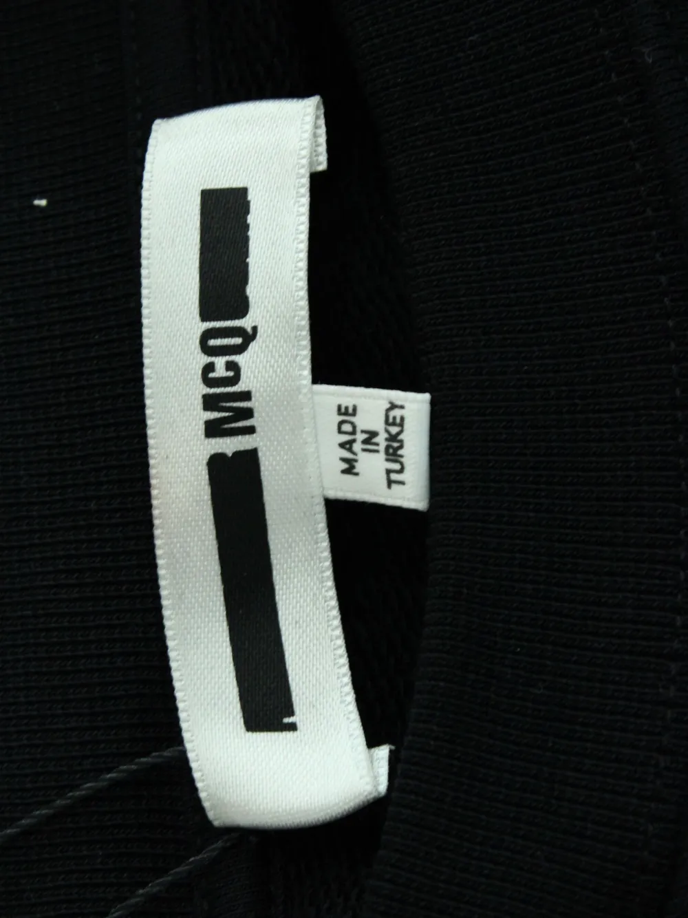 Pre-owned Mcq By Alexander Mcqueen Swallow-print Sweatshirt In Black