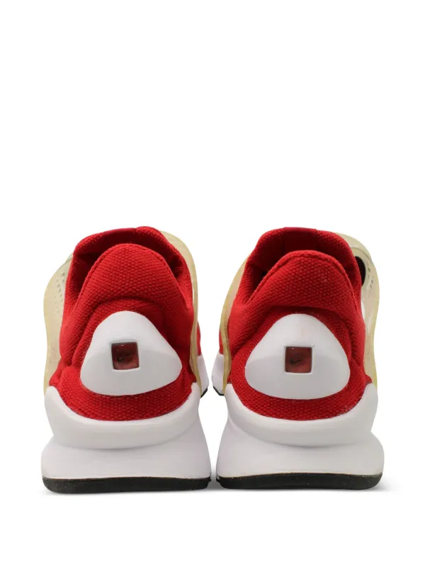 nike mesh upper shoes