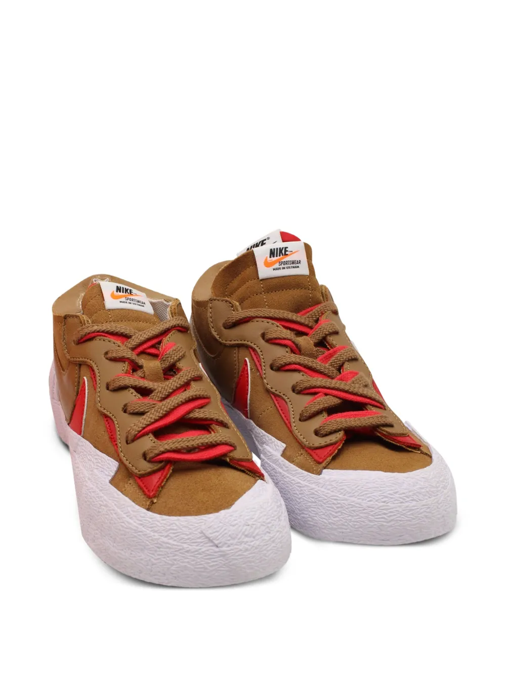 NIKE x SACAI Blazer suede sneakers | Image 2