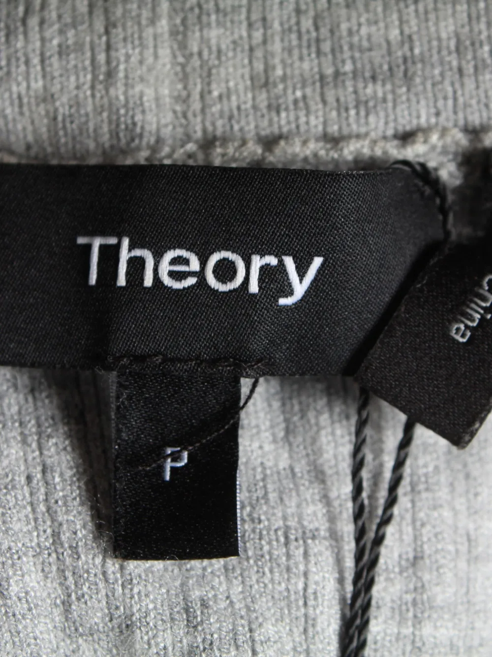 Pre-owned Theory Ribbed Cardigan In Gray