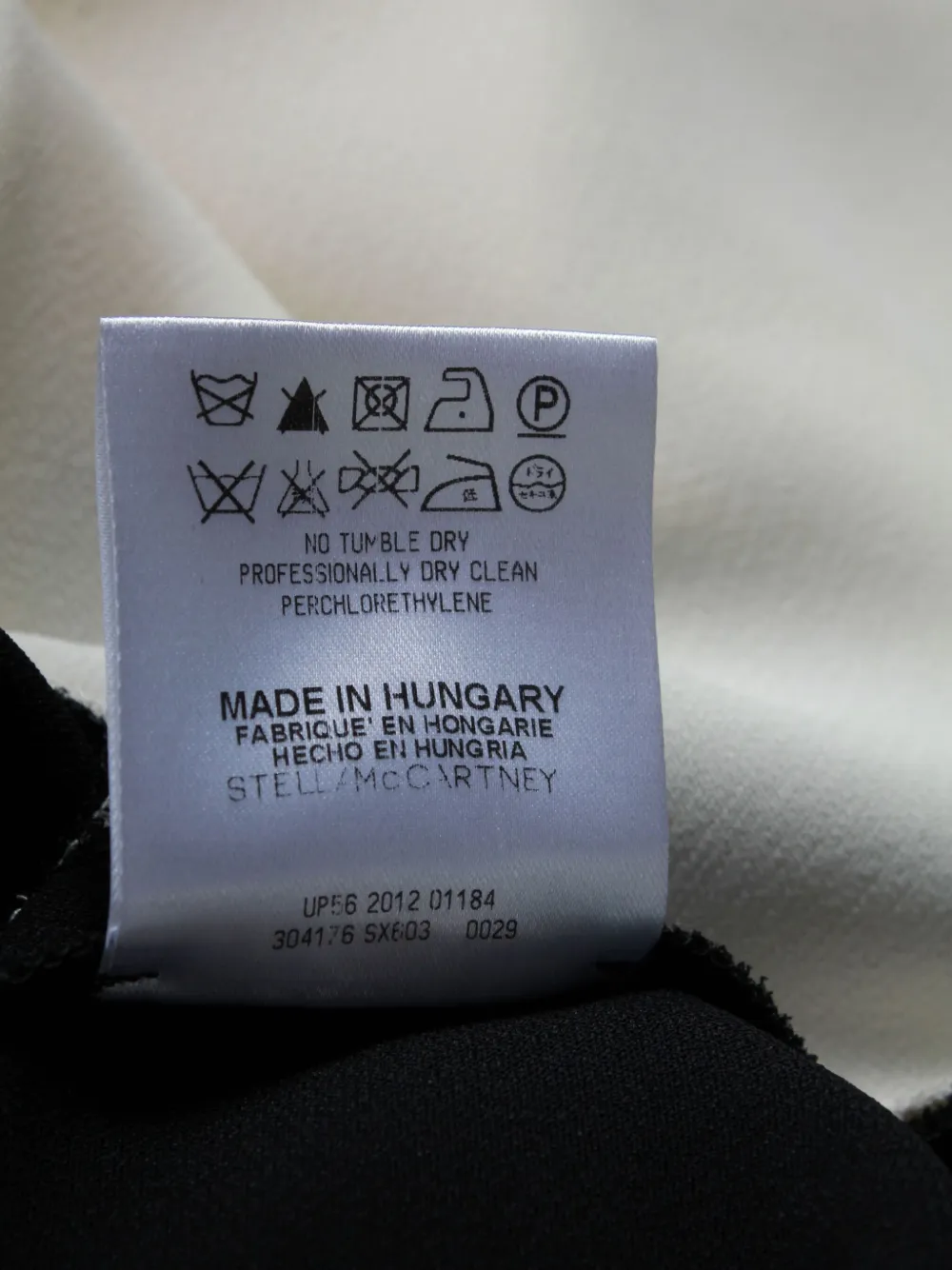 Pre-owned Stella Mccartney Flared Sleeveless Dress In Black