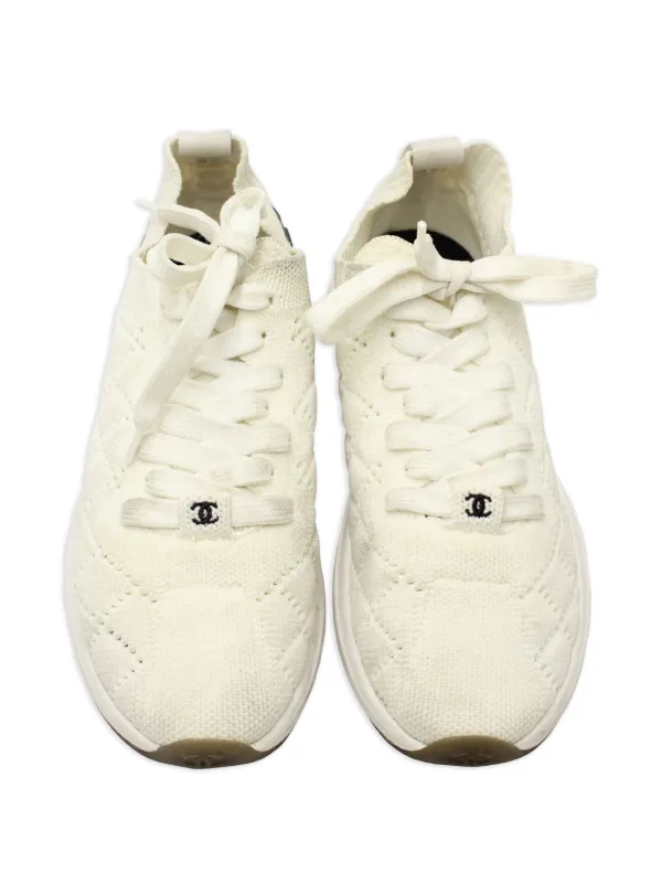 CHANEL キルティングスニーカー CHANEL Pre-Owned キルティング スニーカー | ホワイト | FARFETCH JP