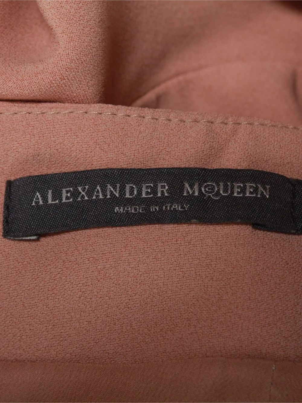 Pre-owned Alexander Mcqueen Pleated Mini Skirt In Pink