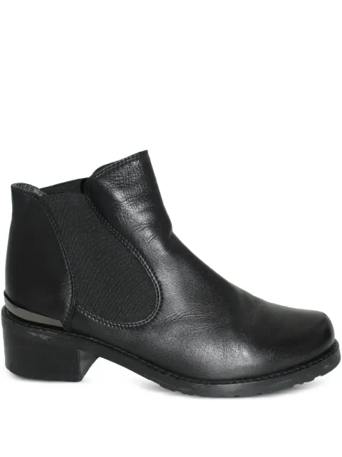 Stuart Weitzman leather elastic-panel Chelsea boots
