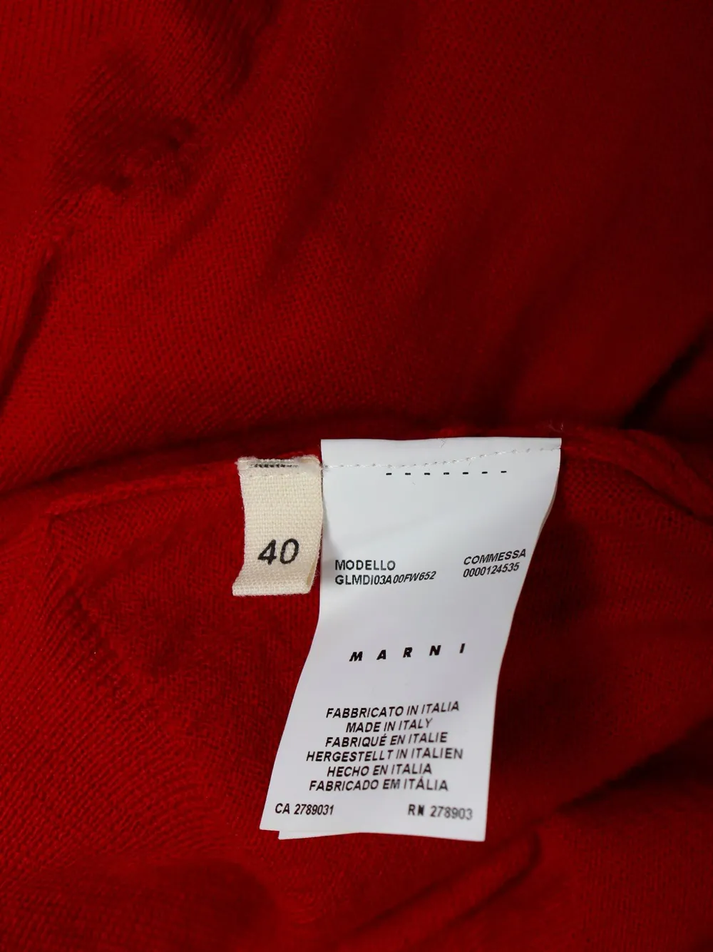 Pre-owned Marni Mock-neck Buttoned Vest In Red