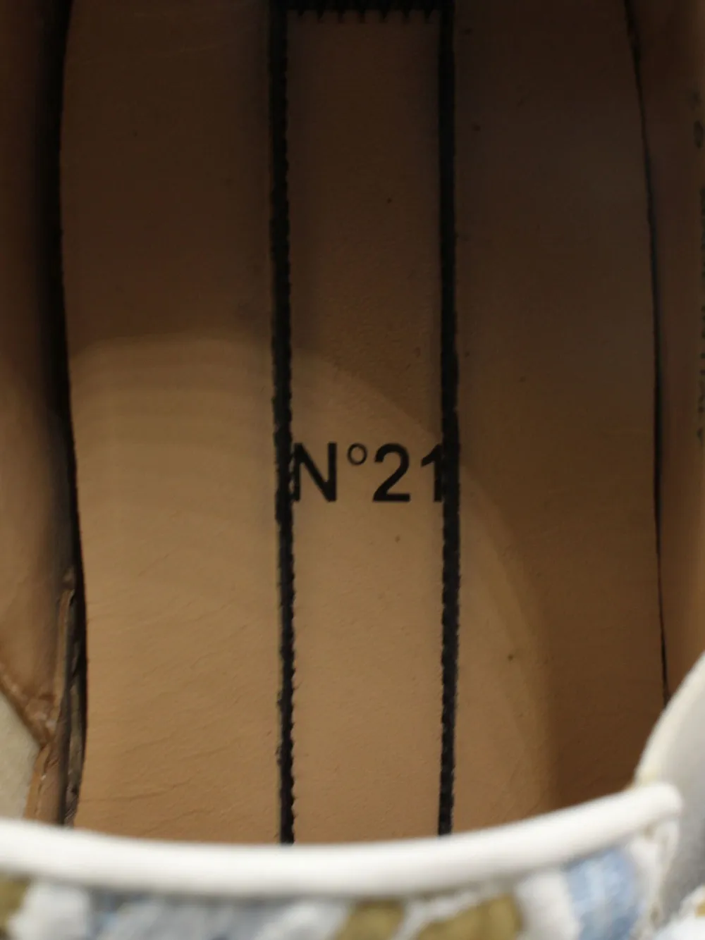 Pre-owned N°21 Knot-detail Lace Sneakers In Neutral