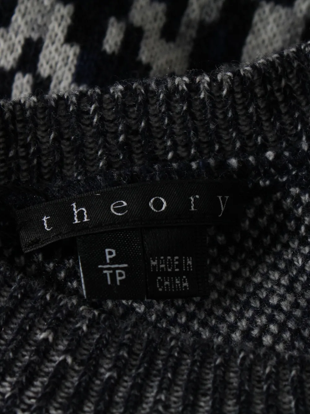 Pre-owned Theory Herringbone Crewneck Sweater