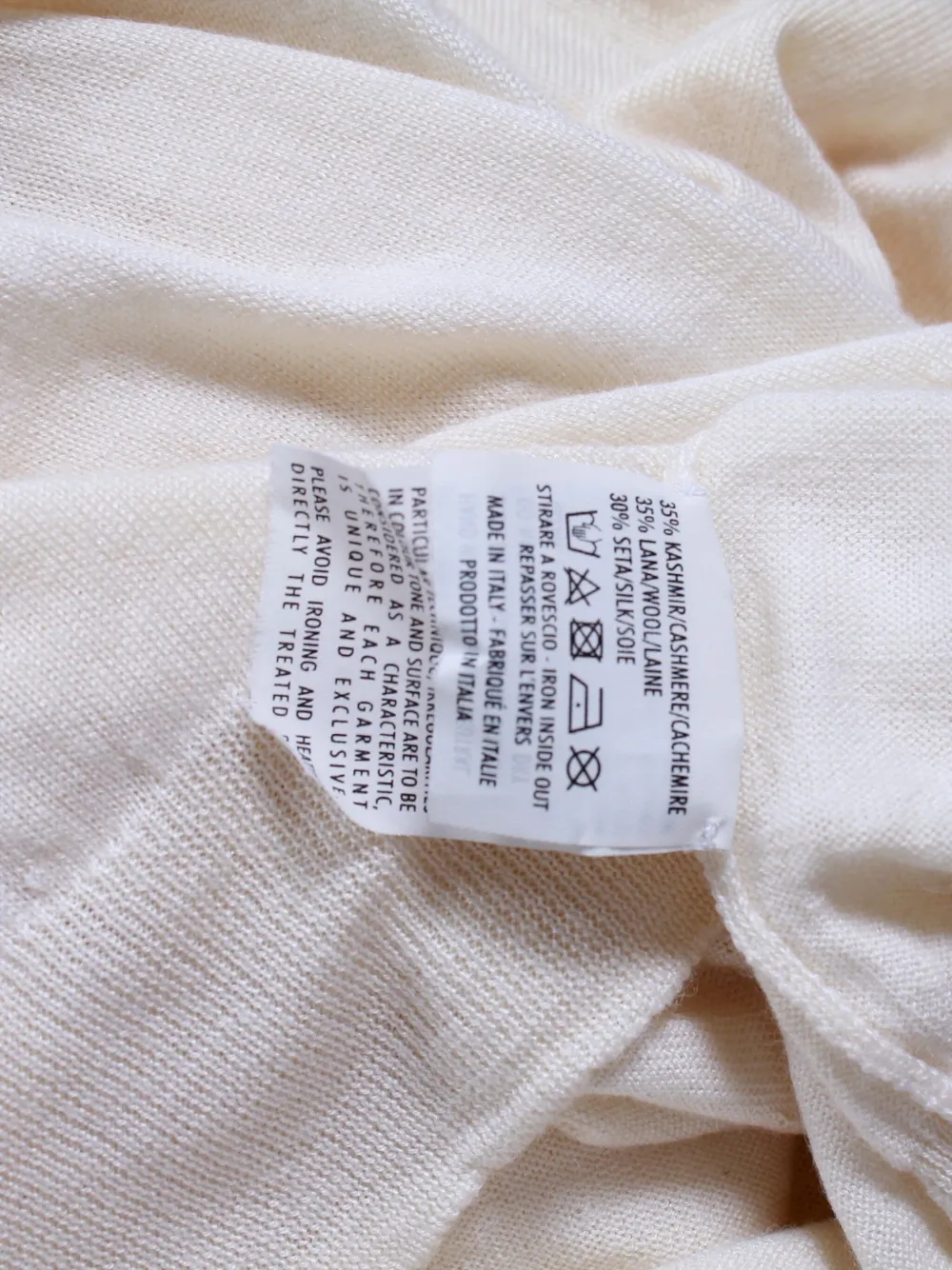 Pre-owned Alexander Mcqueen V-neck Blue-trimmed Sweater In White