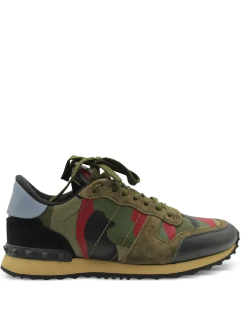Valentino Garavani Pre-Owned سنيكر 'روكرانر' بطبعة كاموفلاج