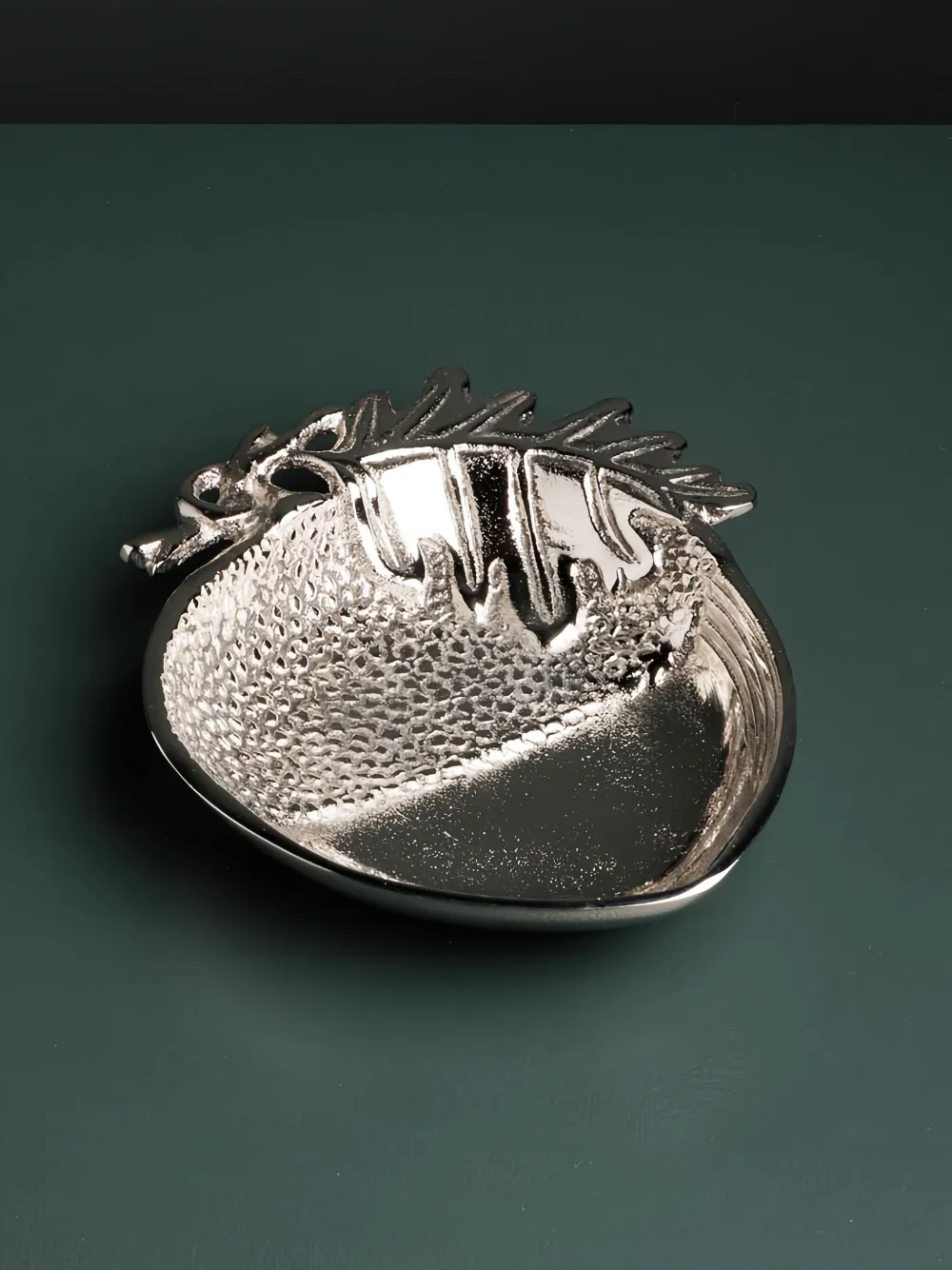 Cu I Seeyou Small Nuts Decorative Plate In Silver