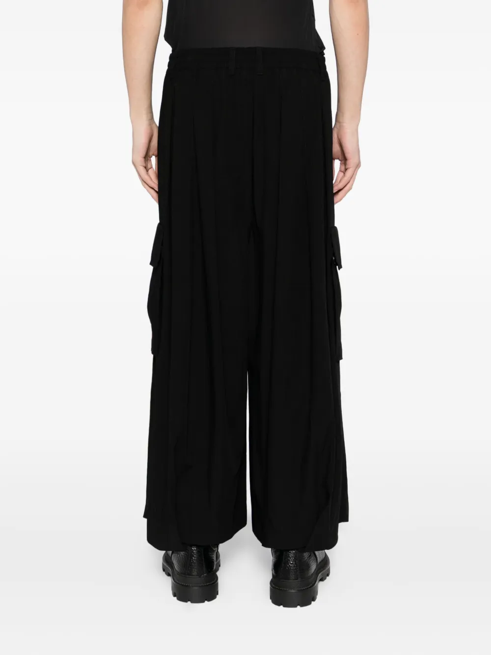 SONGZIO Broek met plooien Zwart