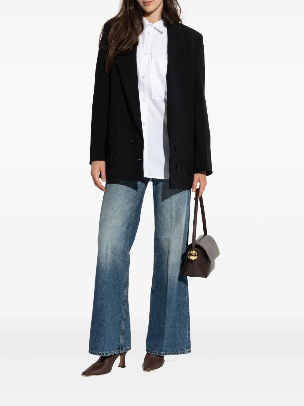 Victoria Beckham double-breasted peak-lapel jacket | جاكيتات ضيقة | Image 2