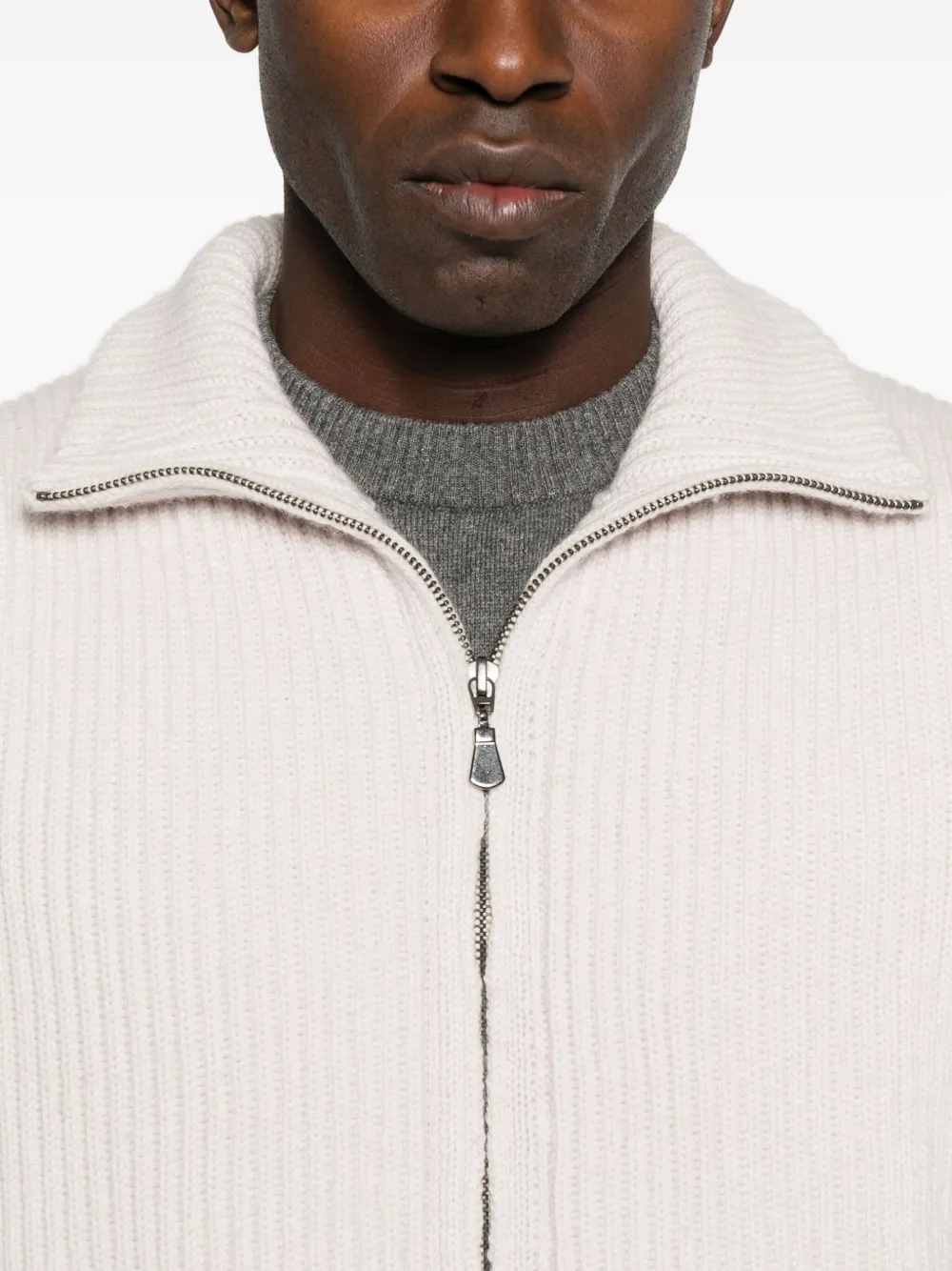 Alpha Studio Zip-up Sleeveless Cardigan In Neutral