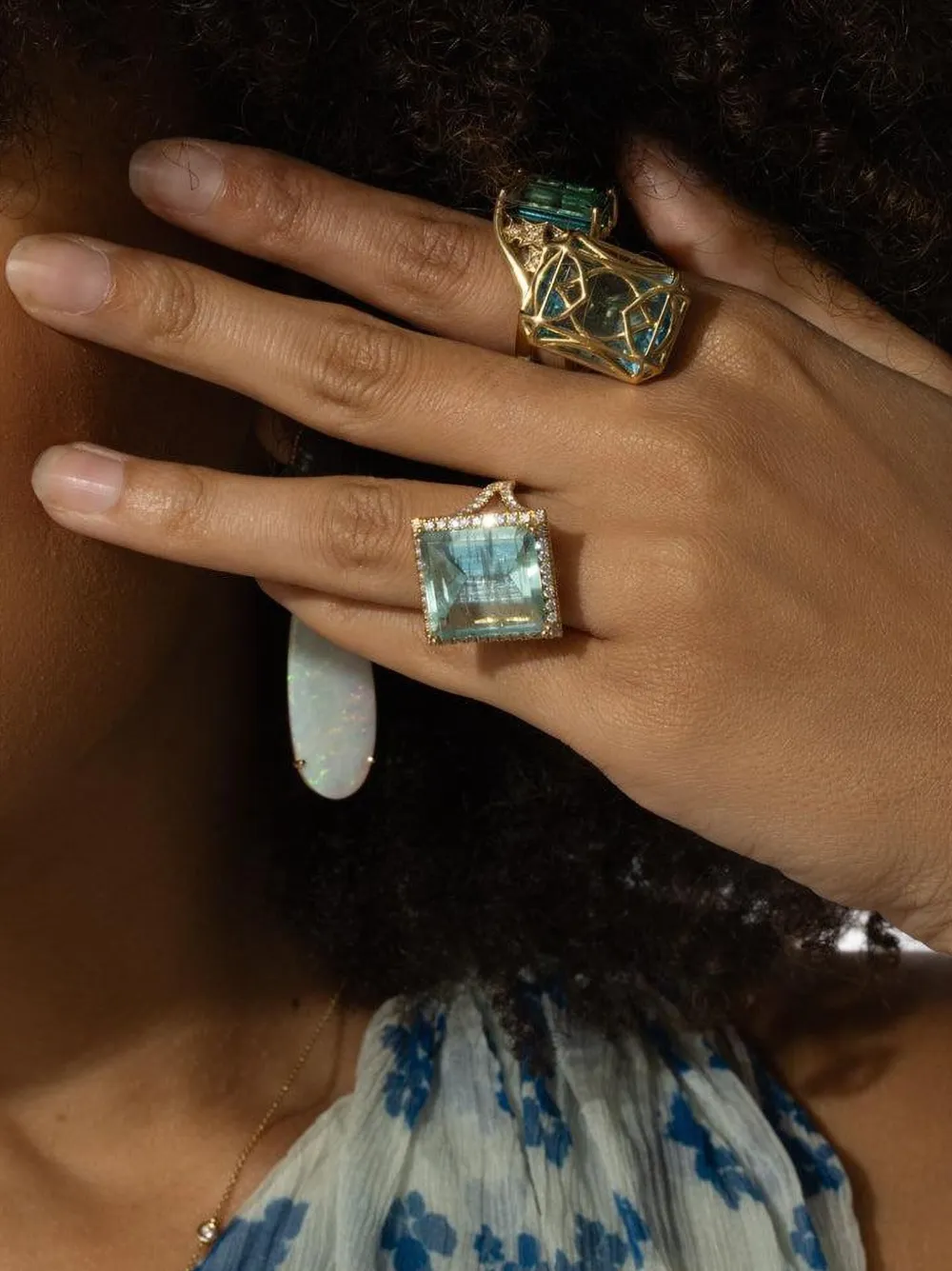 Lisa Nik 18k Yellow Gold Caged Blue Topaz Ring In Gold